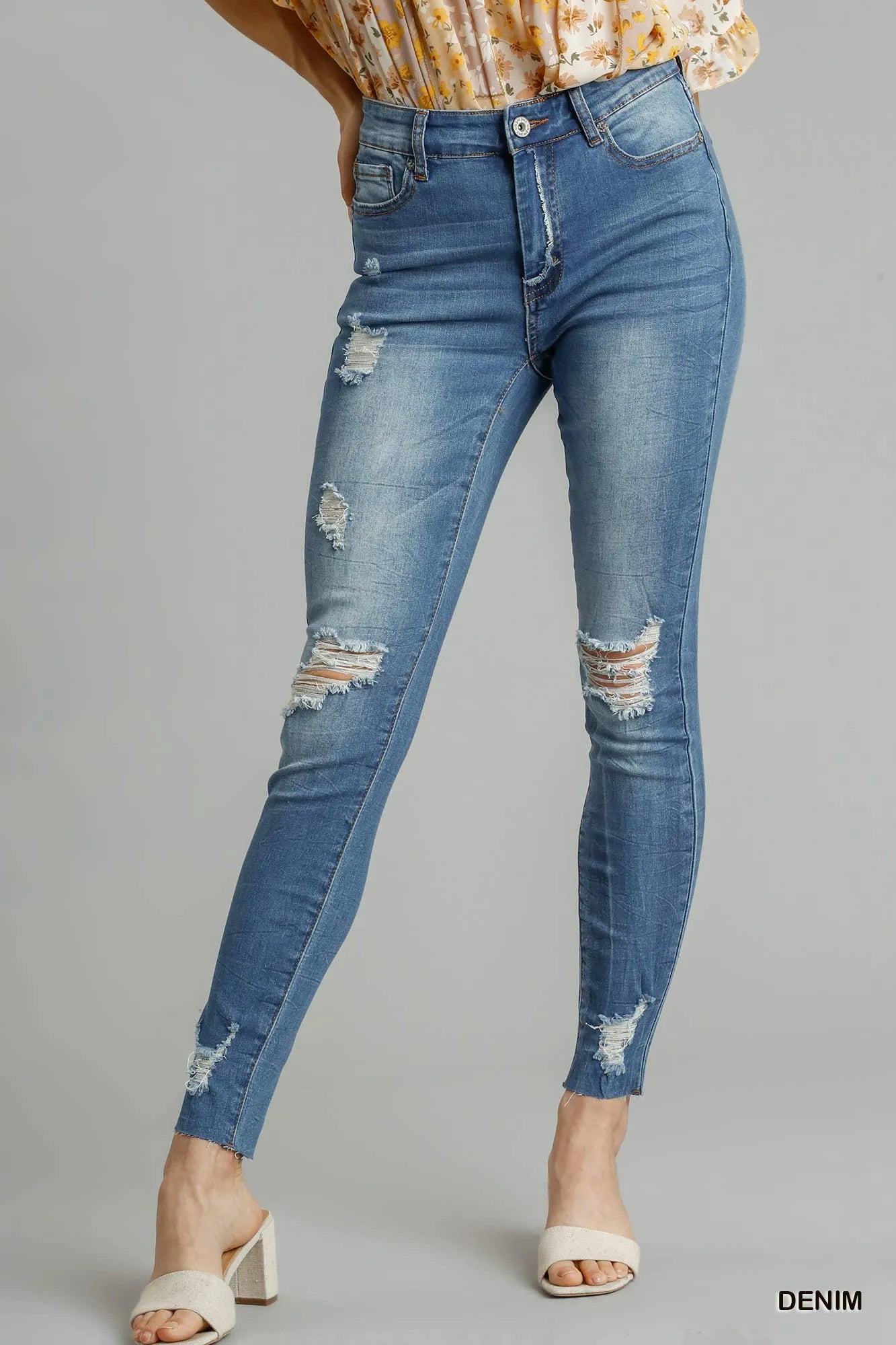 Distressed Skinny Jeans with Edge Detail