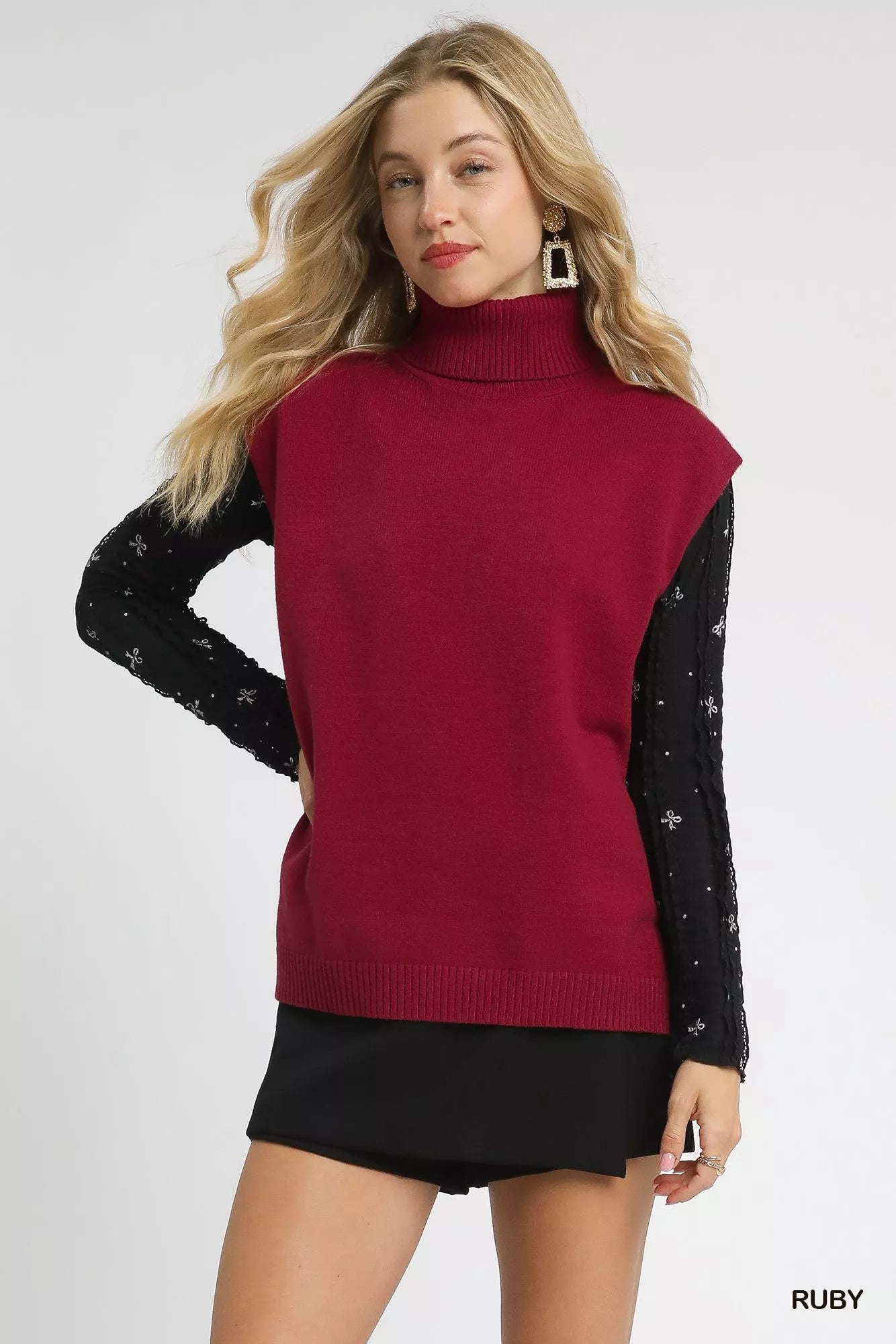 High-Low Turtleneck Sleeveless Sweater Top