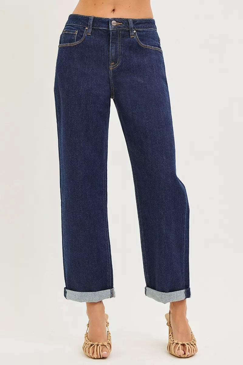 Slouchy Cropped  Boyfriend Jeans With Cuffed Hem