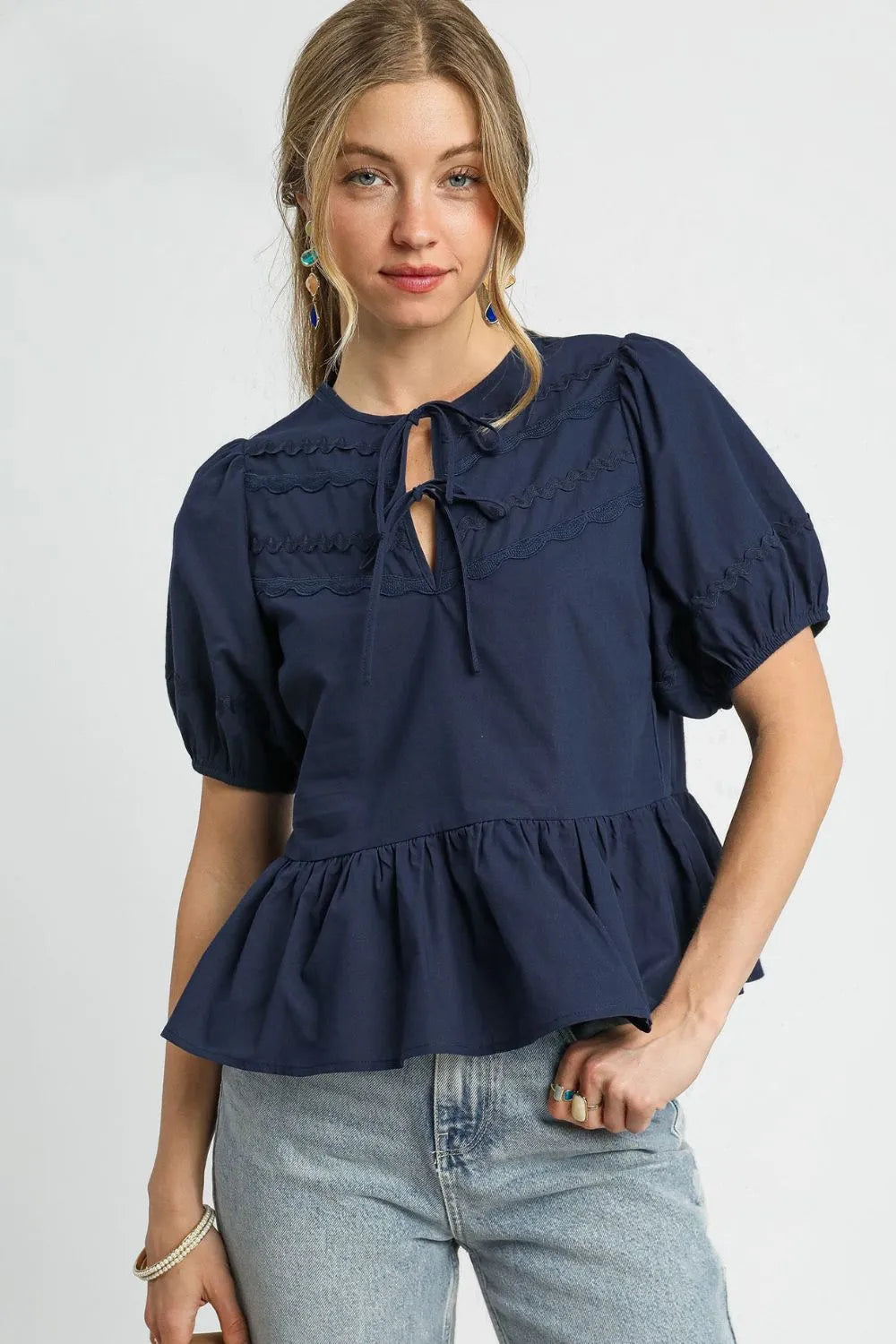 Tie Front Puff Sleeve Blouse