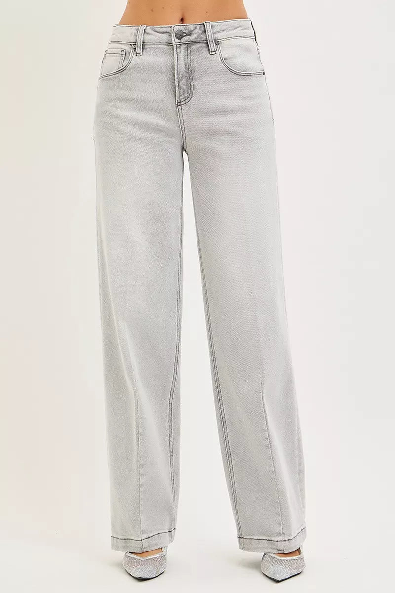 Slouchy Baggy Jeans with Contrast Stitching