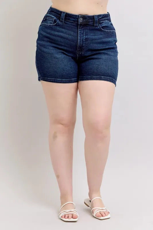 Plus Size High Waist Back Flap Pocket Denim Shorts