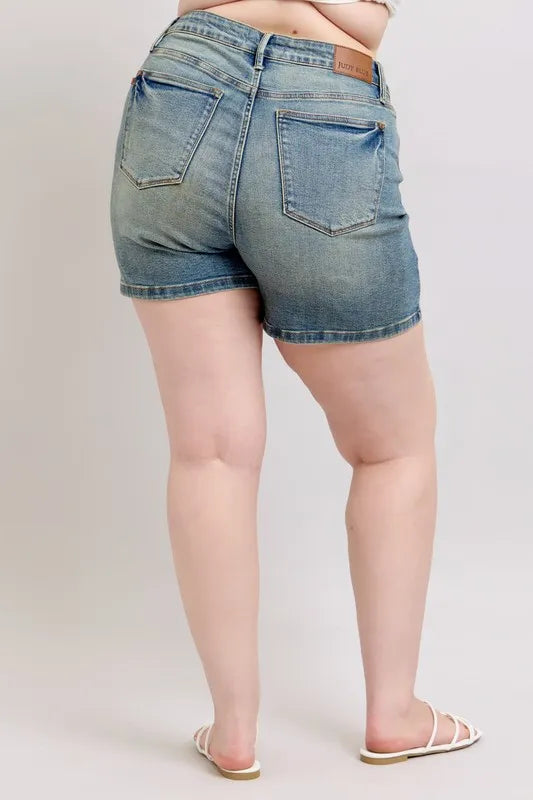 Plus Size V-Front Vintage Wash Shorts