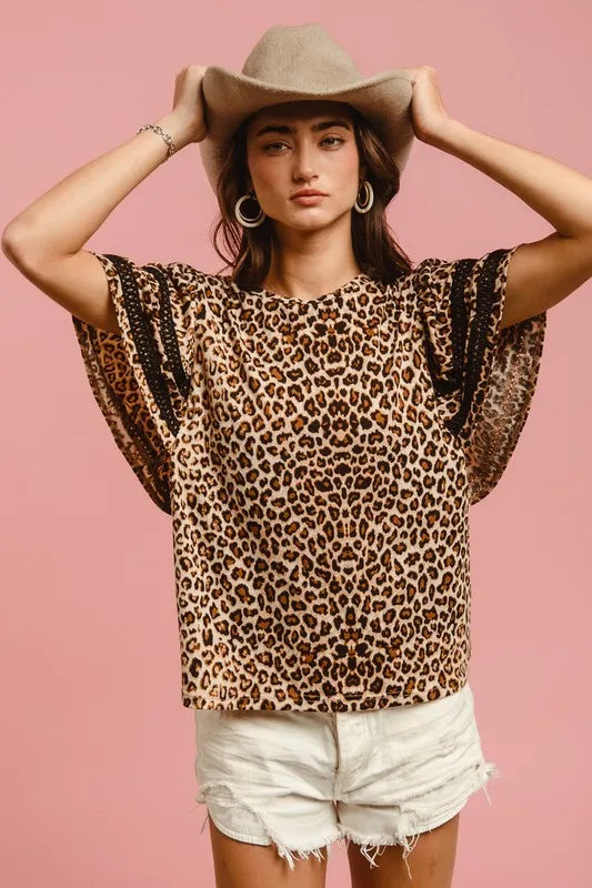 Leopard Crochet Trim Round Neck Short Sleeve Top
