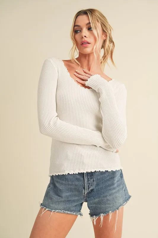 Lettuce Hem Scoop Neck Long Sleeve Knit Top