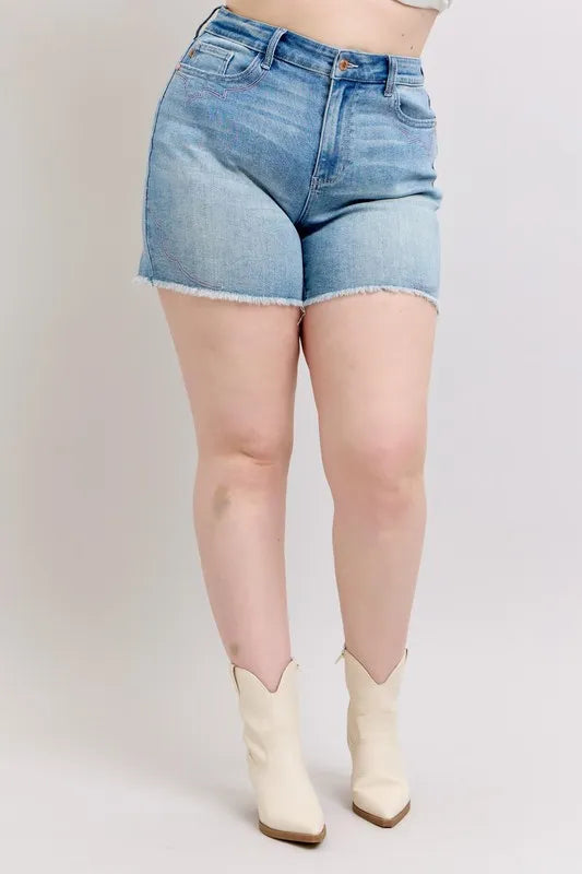 Plus Size High Waist Western Embroidery Detail Cut Off Denim Shorts