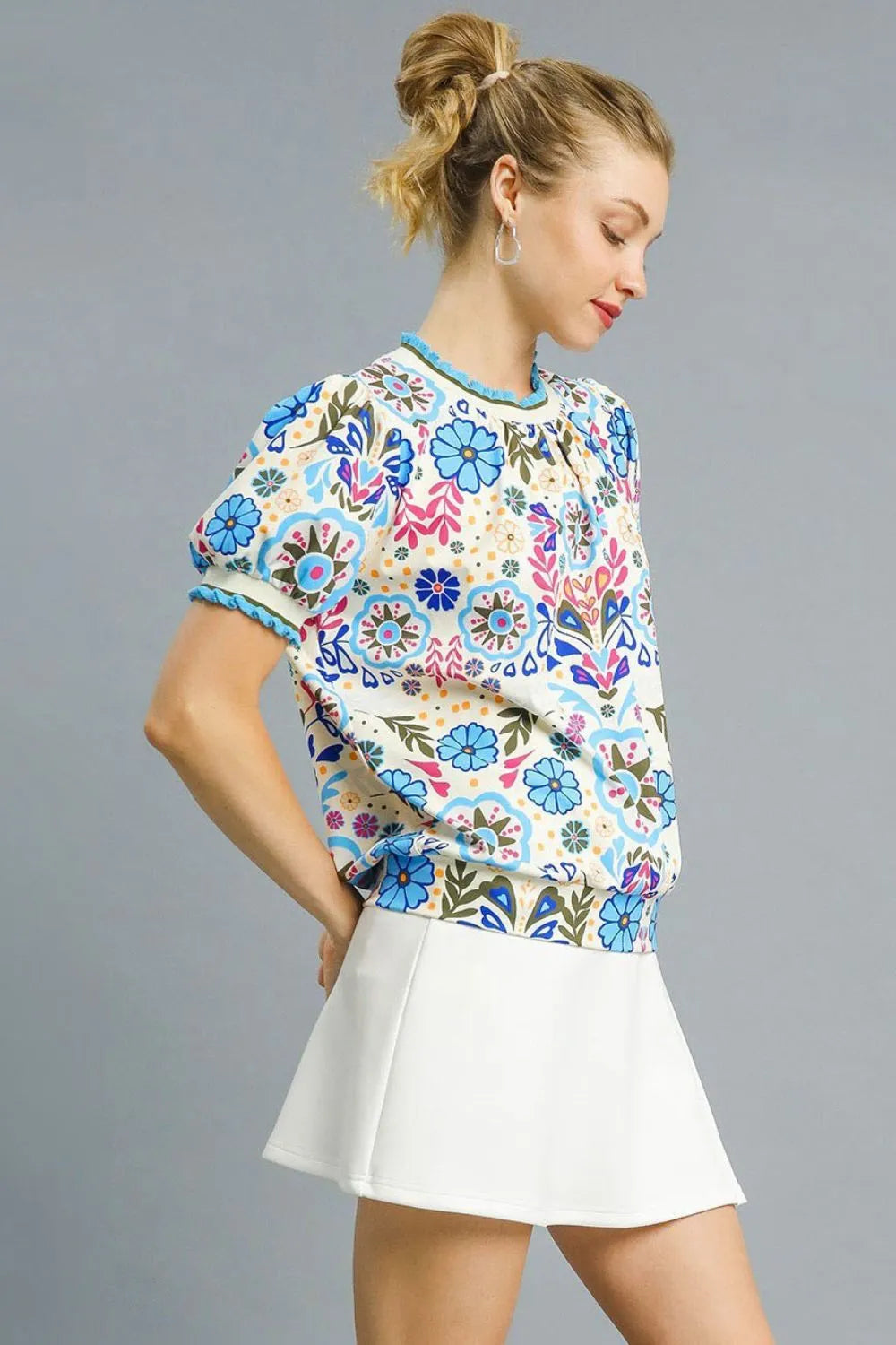 Retro Floral Puff Sleeve Top